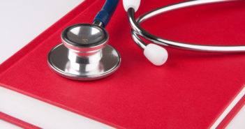 Entering Medical School Class Introduced to Interactive Learning, Clinical Experiences book_stethescope