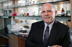 Samuel Stupp, PhD, professor of Medicine in the Division of Endocrinology, professor in the McCormick School of Engineering, and director of the Simpson Querrey Institute for BioNanotechnology, was the senior author of the student that explored advances in tissue regeneration technology.