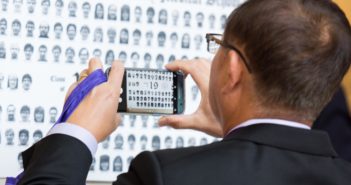 Alumni Weekend 2017 in Photos Alumni viewed class photos hung in Method Atrium throughout the weekend.
