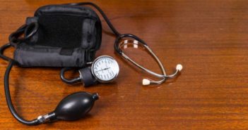 Leaving Segregated Neighborhoods Reduces Blood Pressure for Blacks bllod_pressure_1440x600