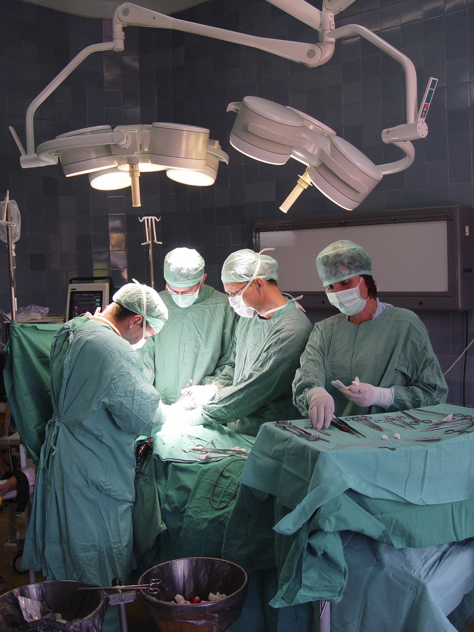 Restricting Surgical Residents’ Hours Doesn’t Improve Outcomes