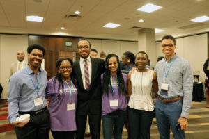 residents-and-med-students-at-mix-and-mingle