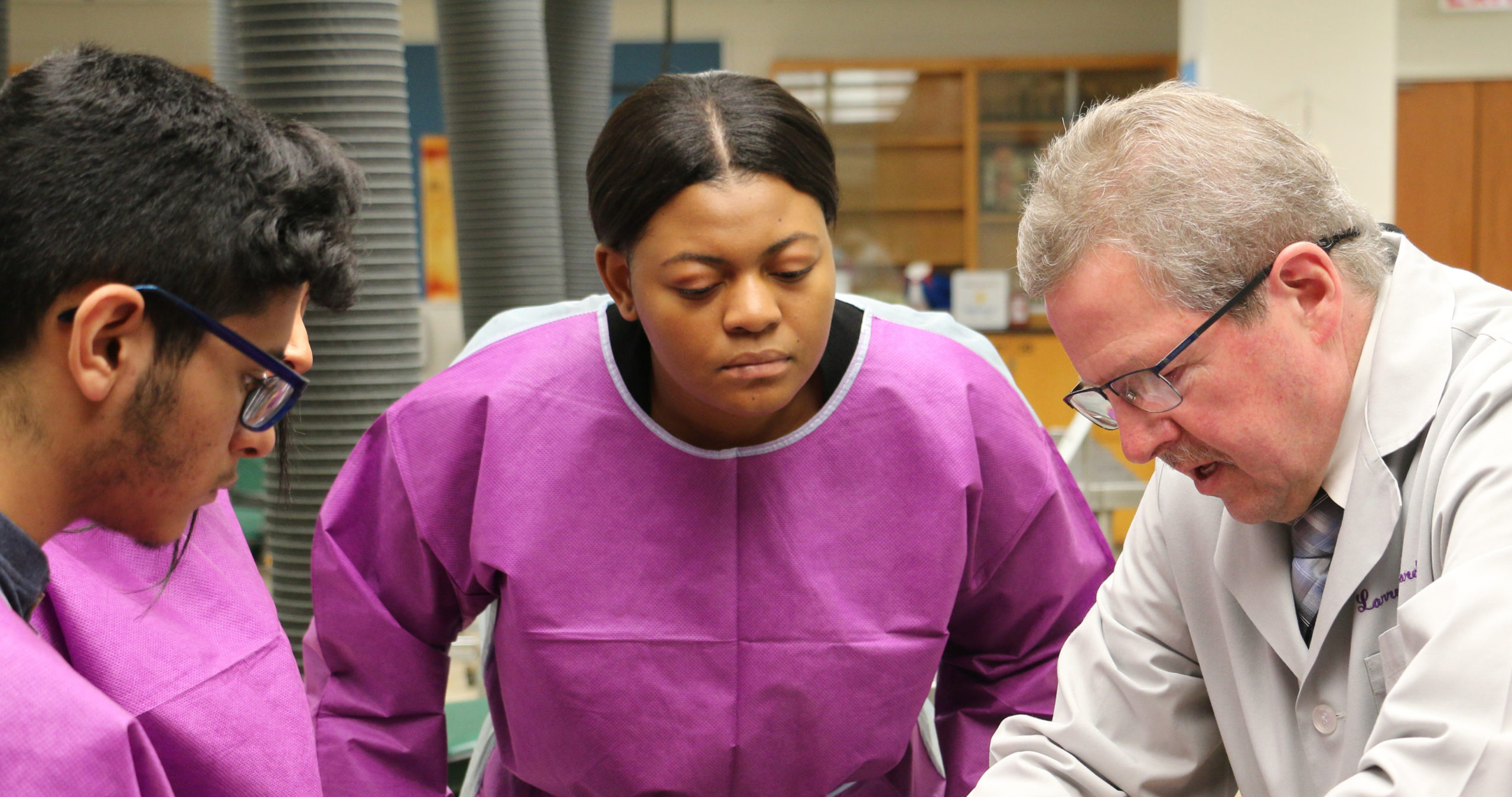 Northwestern Pipeline Programs Inspire High School Students to Pursue Careers in Medicine