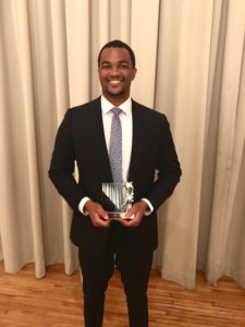 Quentin Youmans, 15’ MD, a resident in internal medicine, received the 2017 Excellence in Medicine Leadership Award, given annually to medical students, residents, fellows and early-career physicians who have exhibited outstanding leadership in community service, education, public health or organized medicine.