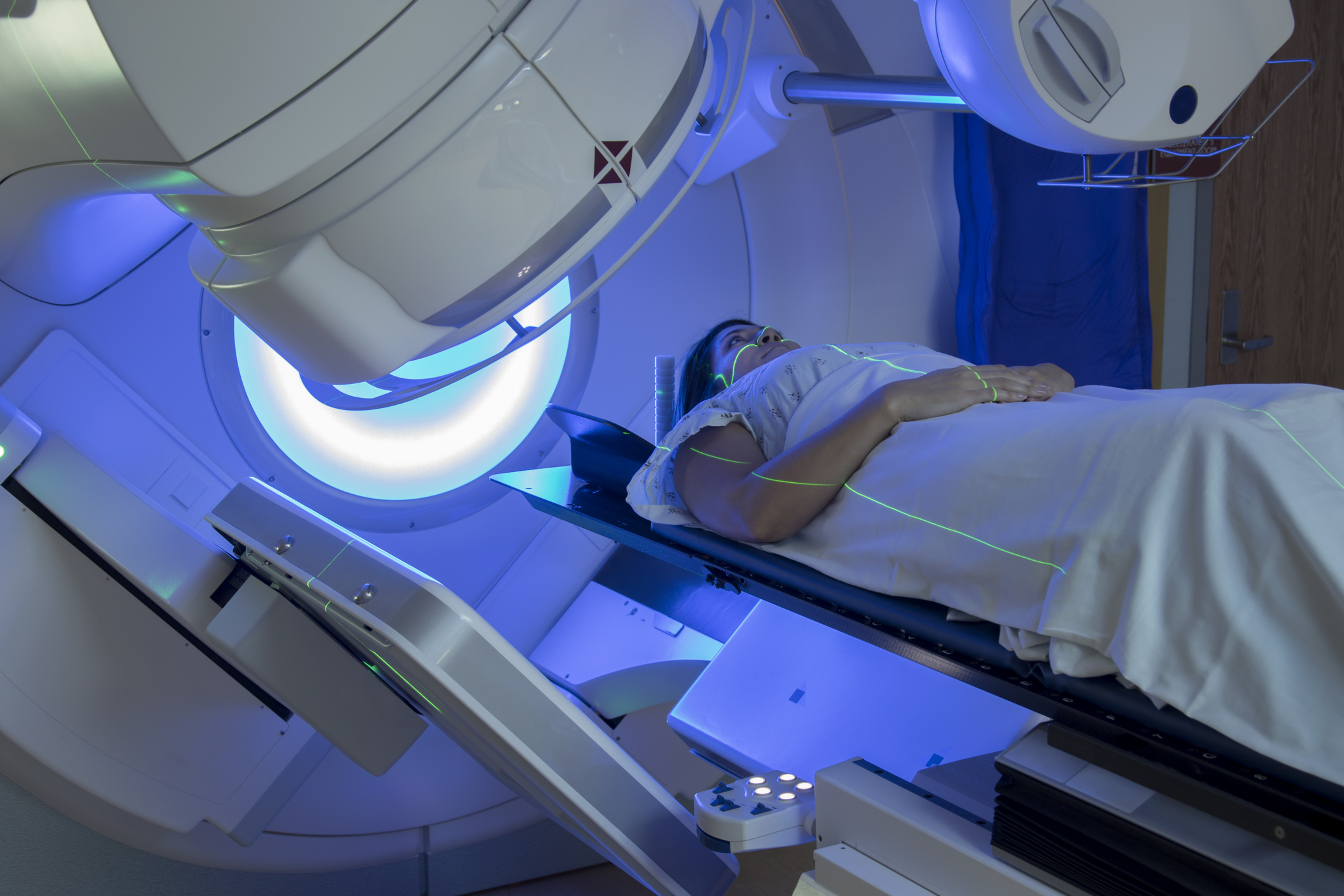 Resident Investigates Radiation Therapy Benefit in Breast Cancer