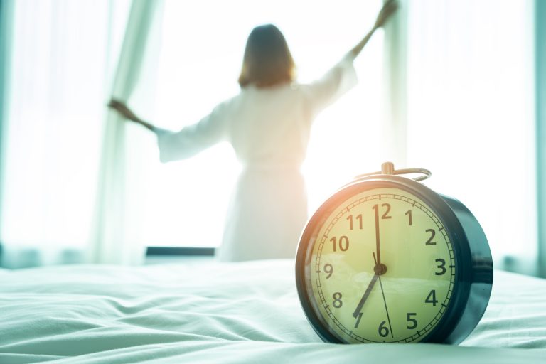 Daylight Saving Time Impacts Risk of Retinal Vascular Disease
