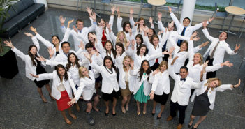 PA Class of 2016 Receives White Coats