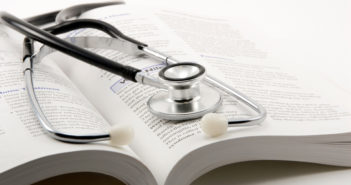 Residents Give Advice to Medical Students at First Annual Career Fair
