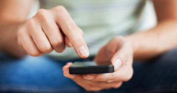 Evaluating Smartphone Support in a Health Crisis