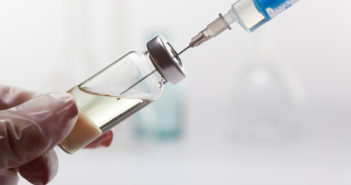 Combination Treatment Beats Chemotherapy in Breast Cancer