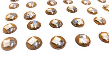 World’s Smallest Wearable Device Warns of UV Exposure, Enables Precision Phototherapy