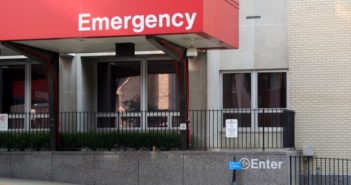 Hospital Ratings Systems Get Low Grades from Experts