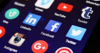 One in Four Doctors Attacked, Harassed on Social Media